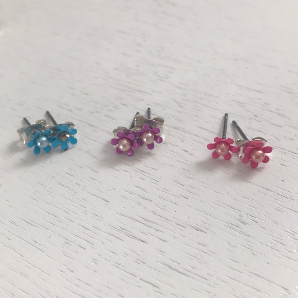Set of 3 flower earrings - Picture 1 of 1